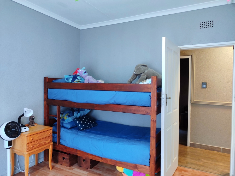 5 Bedroom Property for Sale in Doringkruin North West